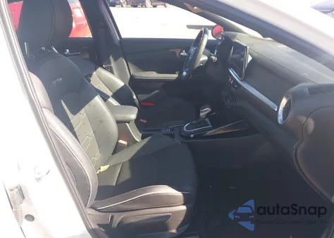 2024 Kia Forte Gt-Line z USA, uszkodzony, nr VIN 3KPF54AD1RE752590